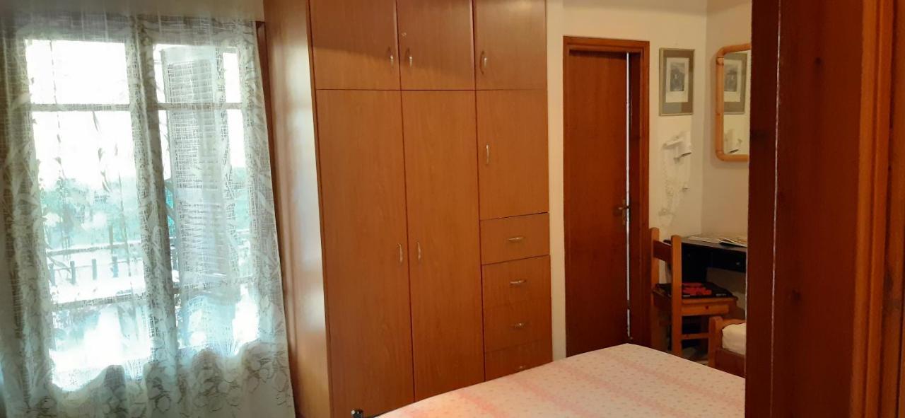 Toulatos Pantelis Appartement Pouláta Buitenkant foto