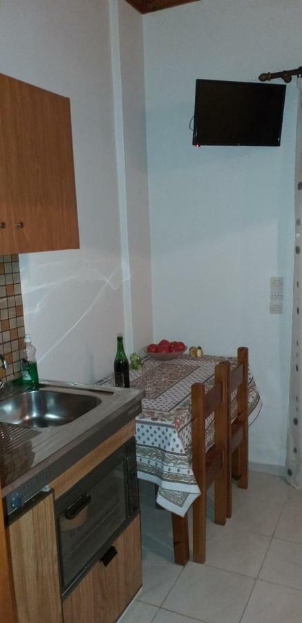 Toulatos Pantelis Appartement Pouláta Buitenkant foto